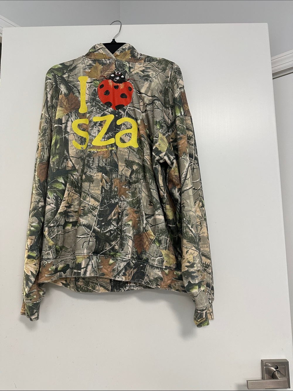 I Heart SZA Camo Hoodie - Grand National Tour 2025